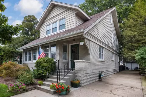 443 Kahkwa Blvd, Erie, PA 16505