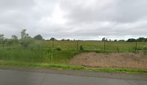 5019 Hannon Rd, Erie, PA 16510