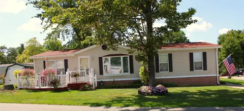 1523 Northcrest Dr, Erie, PA 16509