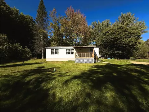 1256 Bass Dr, Linesville, PA 16424