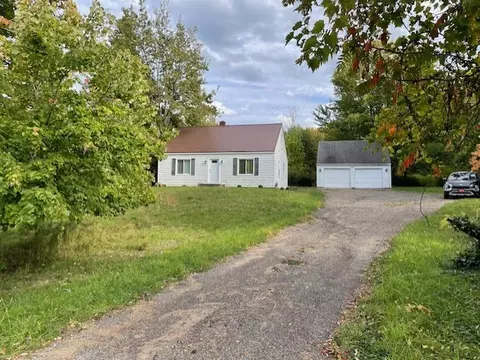 2243 Edinboro Rd, Erie, PA 16509
