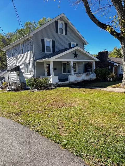 230 Elm St, Slippery Rock, PA 16057