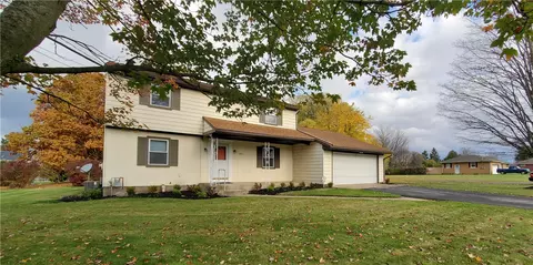 846 E 41st St, Erie, PA 16504