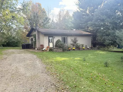 58 Odell St, Union City, PA 16438