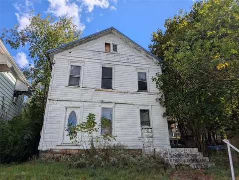 207 Hoffman Ave, Oil City, PA 16301