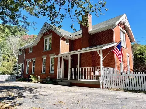 4715 Glenwood Park Ave, Erie, PA 16509
