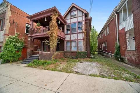 425 W 8th St, Erie, PA 16502