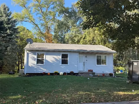 48 Bernwood Dr, North East, PA 16428
