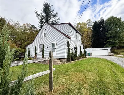 17011 Harmonsburg Rd, Meadville, PA 16335