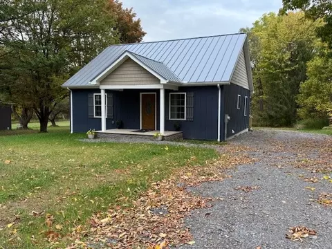 15759 Harmonsburg Rd, Meadville, PA 16335