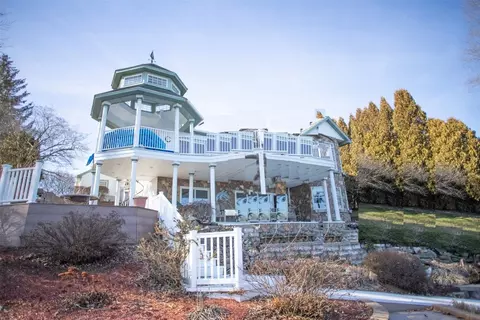 11216 Aldina Dr, Conneaut Lake, PA 16316