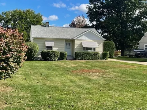 1035 Northgate Dr, Erie, PA 16505