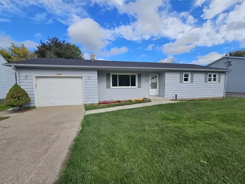 3618 Crestwood Dr, Erie, PA 16510