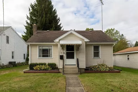 606 Mechanic St, Girard, PA 16417