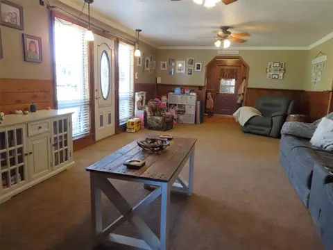 18720 Fox Rd, Venango, PA 16440 photo 5