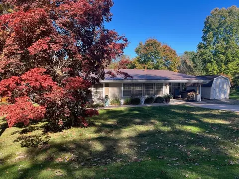 12060 Shady Ave, Conneaut Lake, PA 16316
