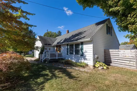 44 Wellington St, North East, PA 16428