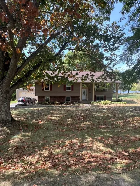 22527 Lakeview Dr, Cambridge Springs, PA 16403