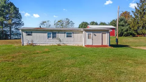11328 Donation Rd, Waterford, PA 16441