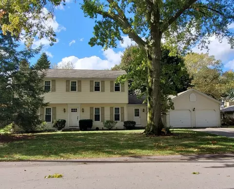 1414 Drake Dr, Erie, PA 16505
