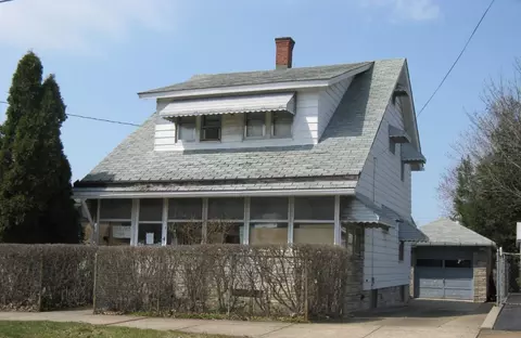 1114 E 29th St, Erie, PA 16504