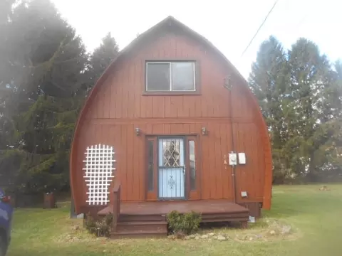 9671 Jamestown St, Wattsburg, PA 16442