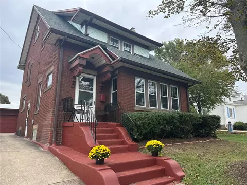 3831 Fruit St, Erie, PA 16504