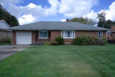 2718 W 31st St, Erie, PA 16506