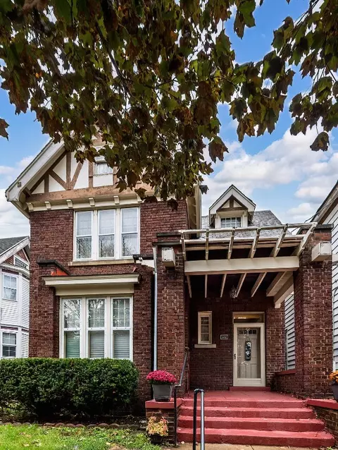 512 W 9th St, Erie, PA 16502