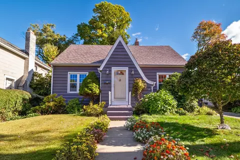 427 Oakmont Ave, Erie, PA 16505