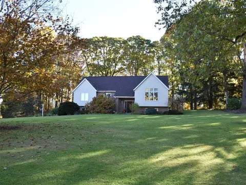 12988 Raymond Dr, Meadville, PA 16335