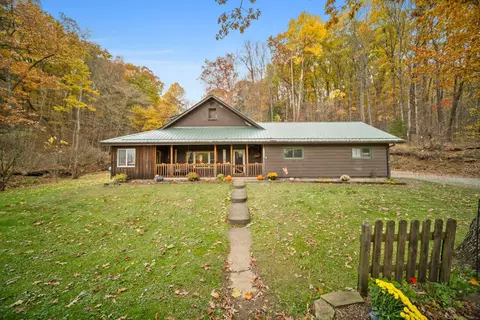 19896 Towpath Rd, Meadville, PA 16335