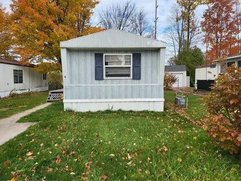 5005 Zuck Rd #9, Erie, PA 16506