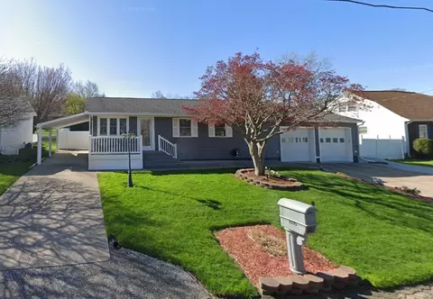2735 E 31st St, Erie, PA 16510