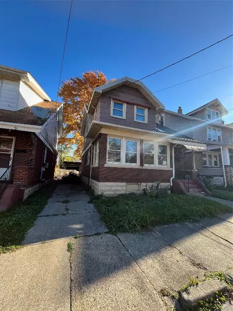 2611 Jackson Ave, Erie, PA 16504