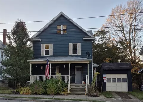 712 State St, Meadville, PA 16335