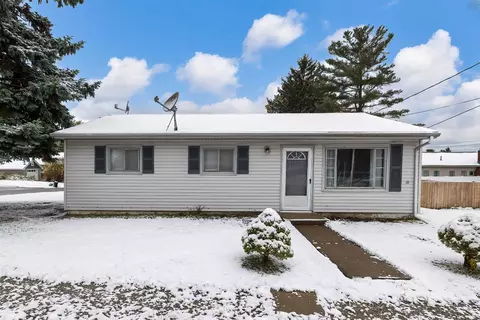2016 W 37th St, Erie, PA 16508