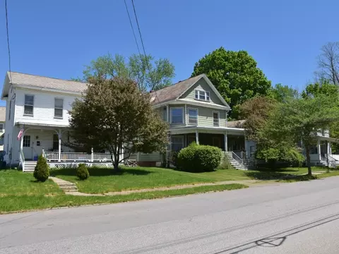 525 North St, Meadville, PA 16335
