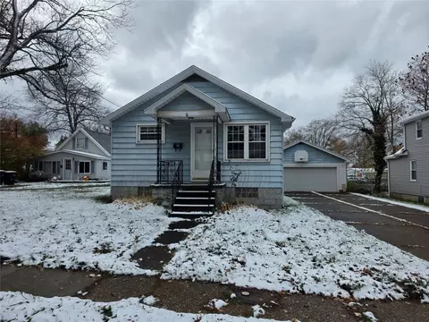 1710 Center St, Erie, PA 16510