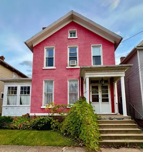 323 W 7th St, Erie, PA 16502