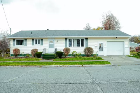 857 E 32nd St, Erie, PA 16504
