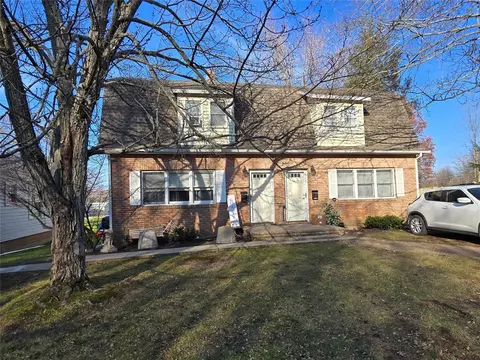 10576 E 10578 E Washington St, Albion, PA 16401