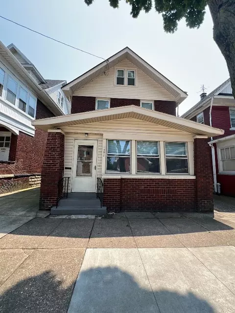 357 W 9th St, Erie, PA 16502