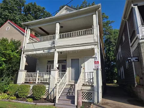 1146 W 5th St, Erie, PA 16502
