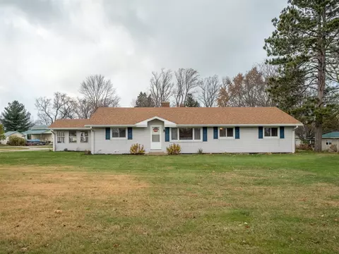 11410 E Lake Rd, North East, PA 16428