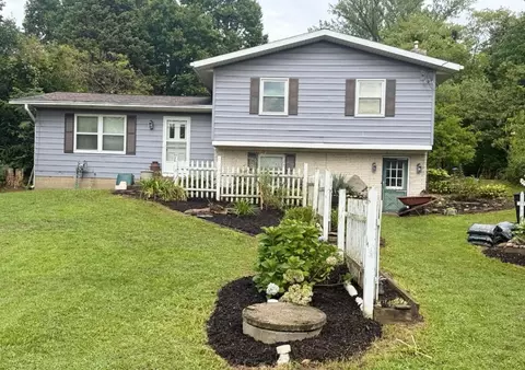 3385 Davison Rd, Harborcreek, PA 16421