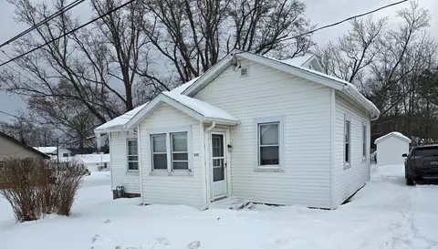 104 Washington St, Edinboro, PA 16412