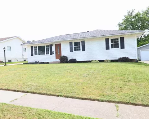 4002 Harvard Rd, Erie, PA 16509