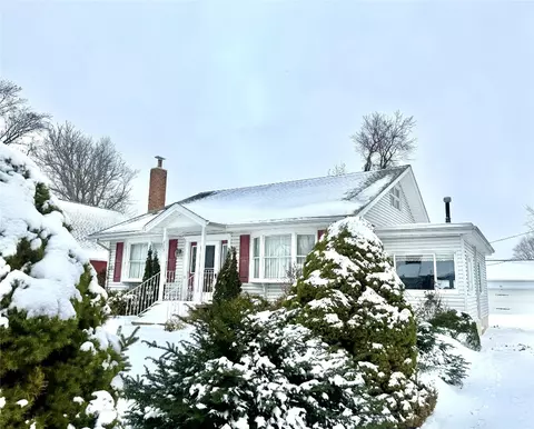 2831 Hastings Rd, Erie, PA 16506