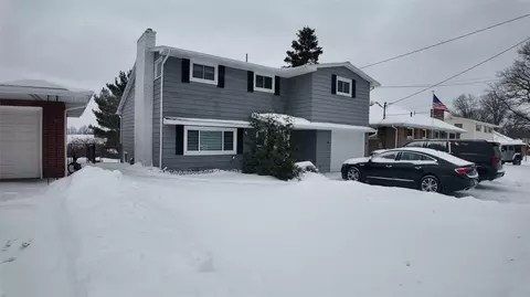 1574 W 41st St, Erie, PA 16509